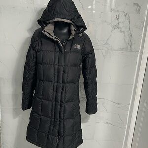 The North Face Black 600 Fill Down Long Puffer Jacket With Hooded Sz Medium